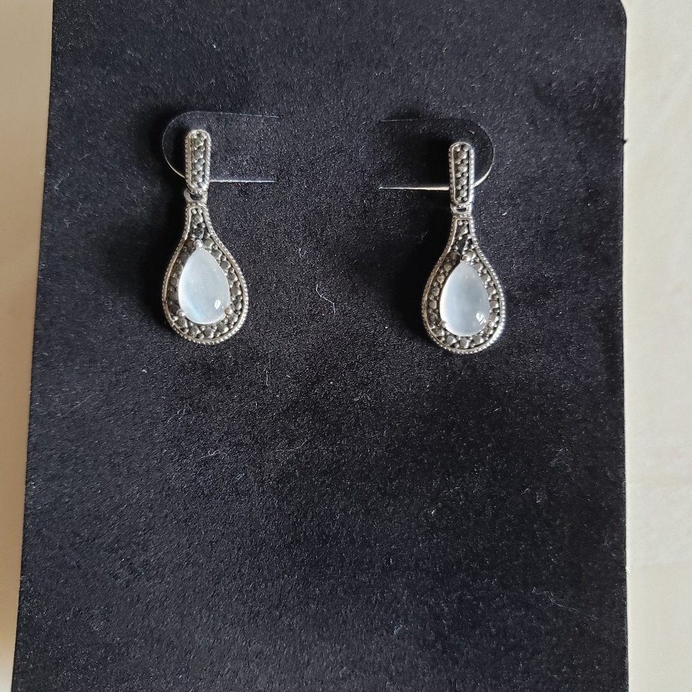 925 White Cabochon Moonstone Earrings